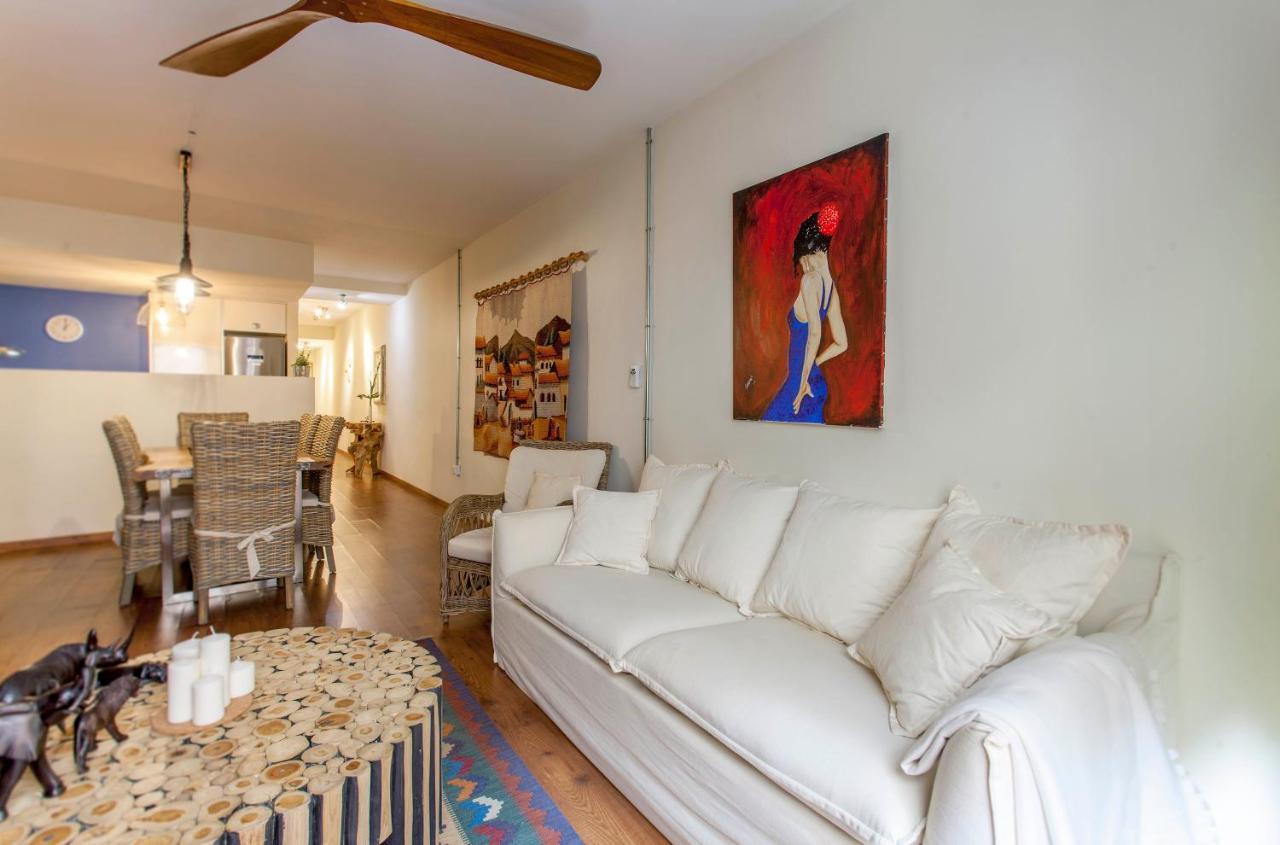 Luxurious & Alluring Home In Historic Town Valencia Eksteriør bilde