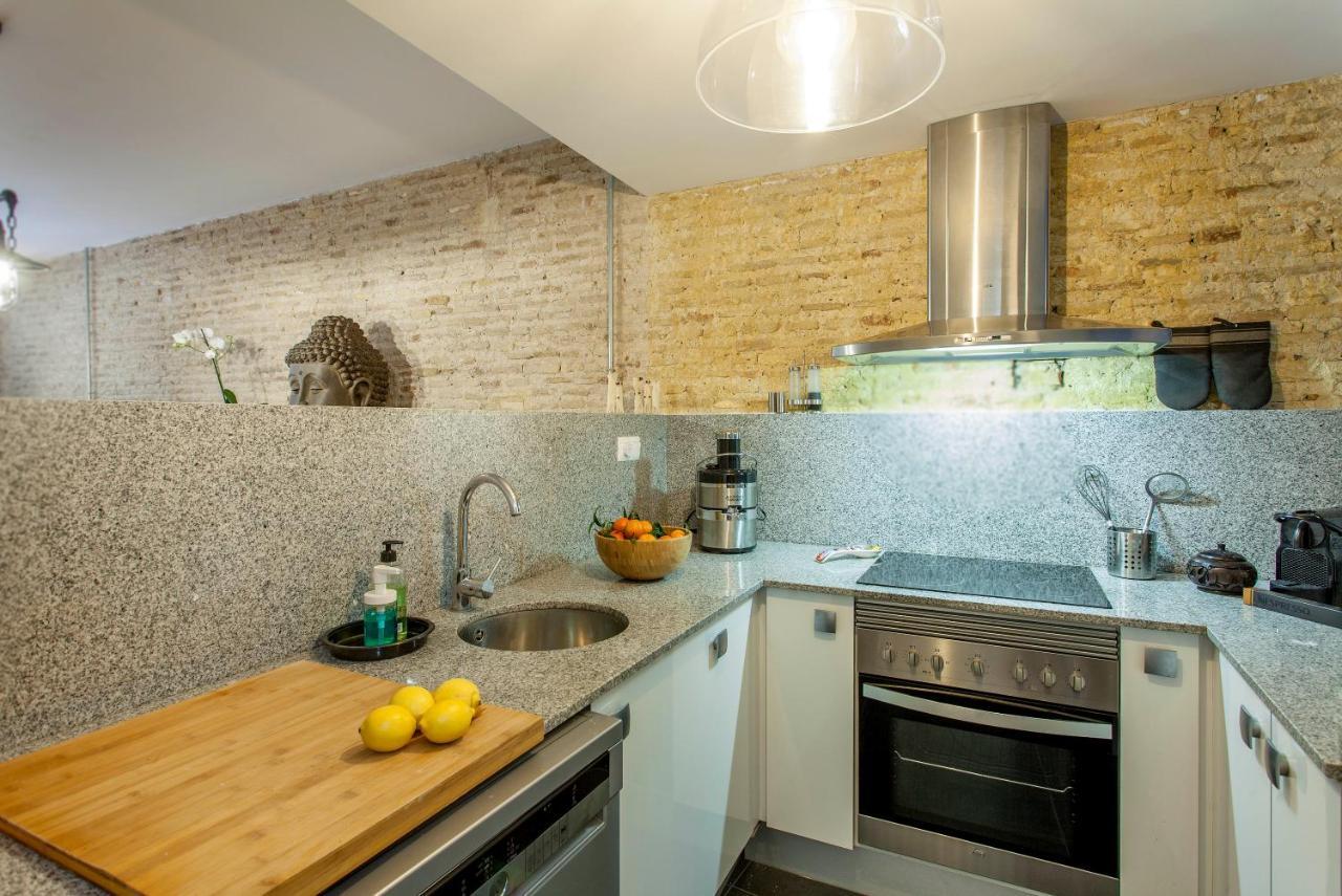 Luxurious & Alluring Home In Historic Town Valencia Eksteriør bilde