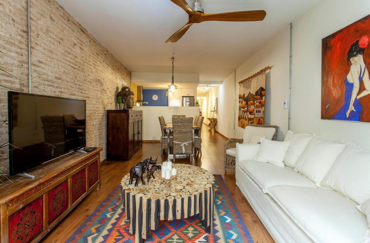 Luxurious & Alluring Home In Historic Town Valencia Eksteriør bilde