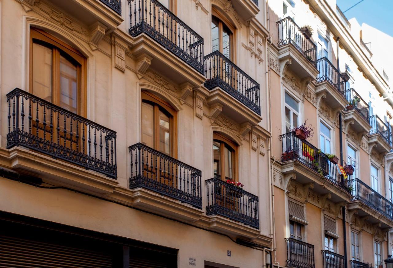 Luxurious & Alluring Home In Historic Town Valencia Eksteriør bilde